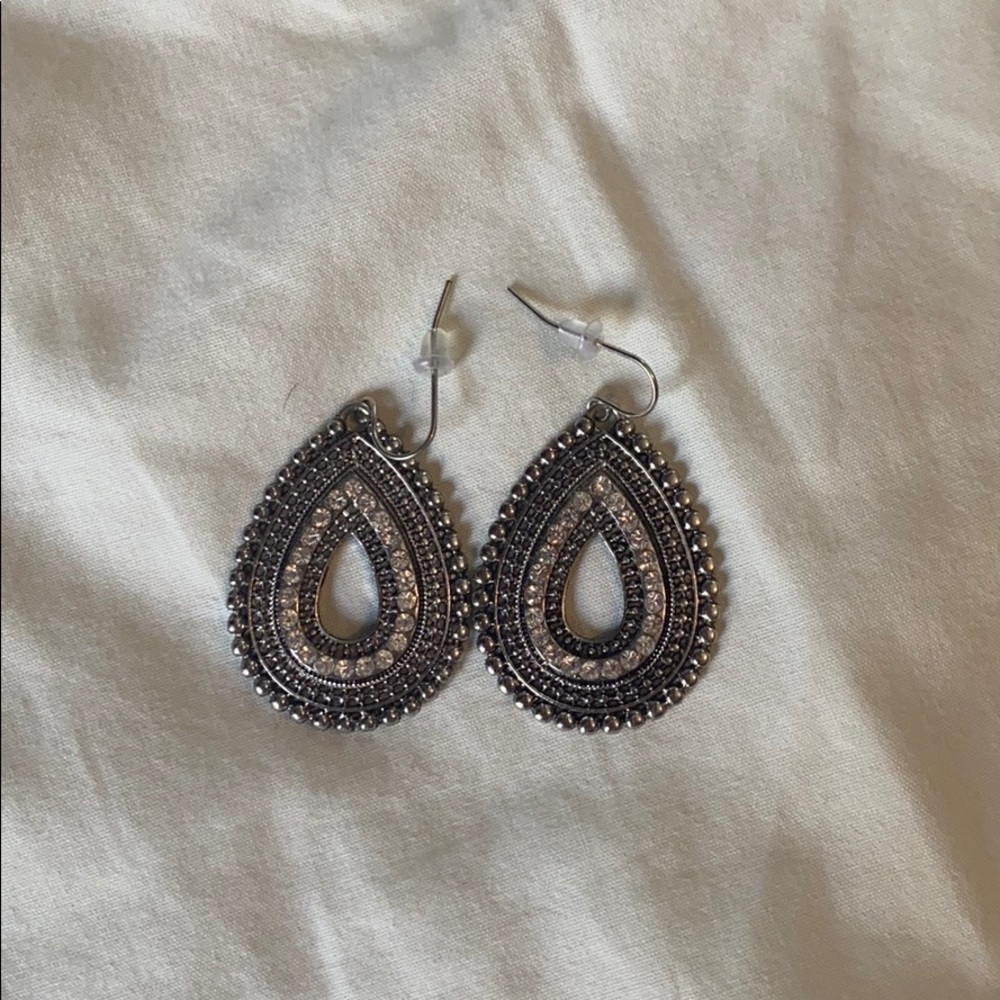 Sparkly Francesca earring